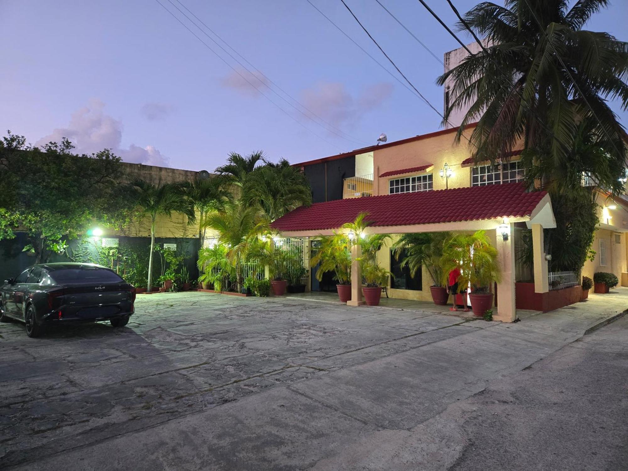 Hotel Posada Marcas แคนคูน ภายนอก รูปภาพ